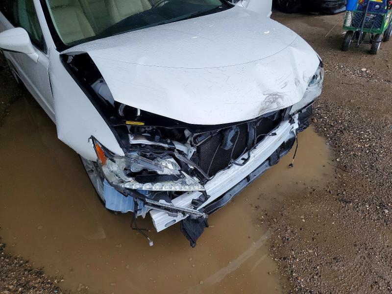 60641596 :رقم المزاد ، JTHBK1GG0F2182015 vin ، 2015 Lexus Es مزاد بيع