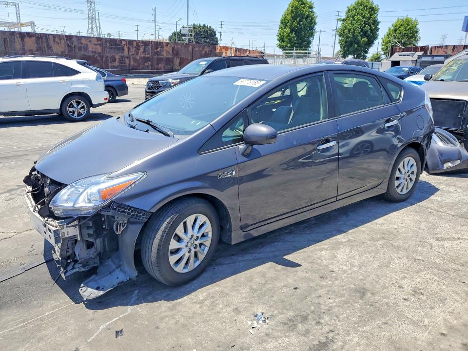 2014 Toyota Prius Plug-in Hybrid მანქანა იყიდება აუქციონზე, vin: JTDKN3DP8E3050413, აუქციონის ნომერი: 59776186