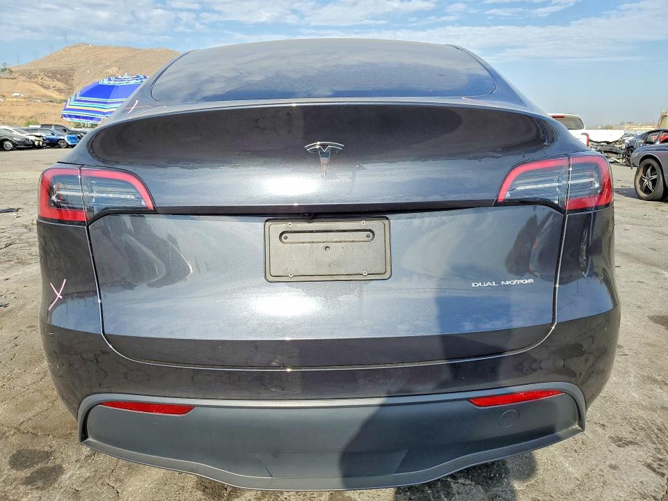 Продажа на аукционе авто 2024 Tesla Model Y, vin: 7SAYGDEE0RF064244, номер лота: 61308796