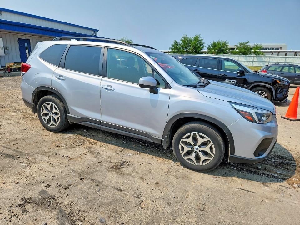 2021 Subaru Forester მანქანა იყიდება აუქციონზე, vin: JF2SKAFC8MH409818, აუქციონის ნომერი: 62403596