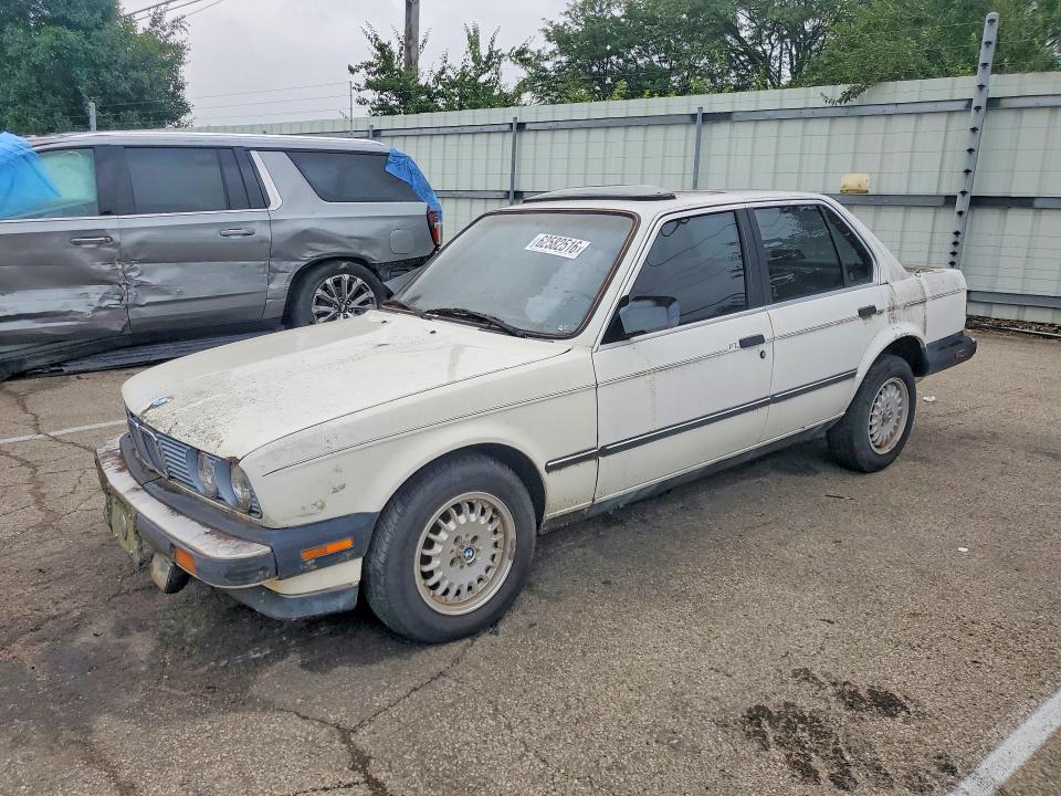 1986 Bmw 325 მანქანა იყიდება აუქციონზე, vin: WBAAE6409G0704997, აუქციონის ნომერი: 62582516