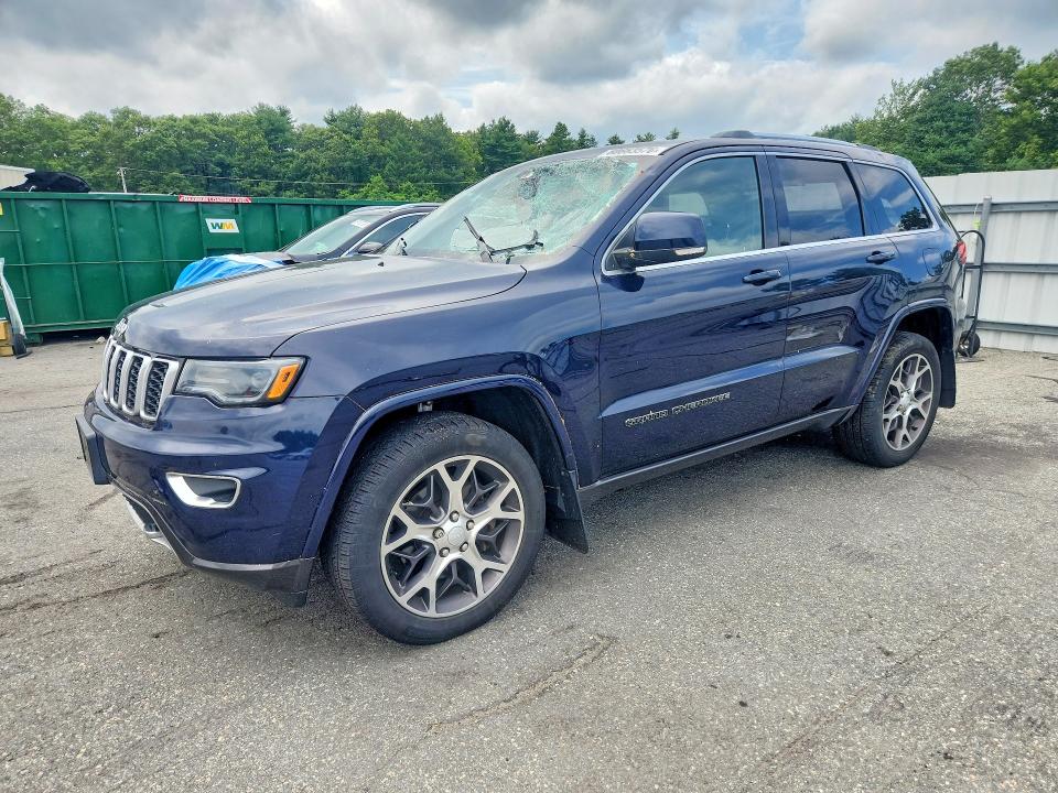 60663576 :رقم المزاد ، 1C4RJFBT0JC118905 vin ، 2018 Jeep Grand Cherokee مزاد بيع