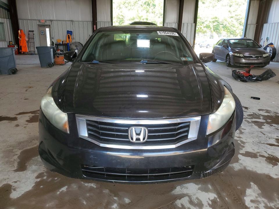 Aukcja sprzedaży 2011 Honda Accord, vin: 1HGCP2F63BA070025, numer aukcji: 61954336