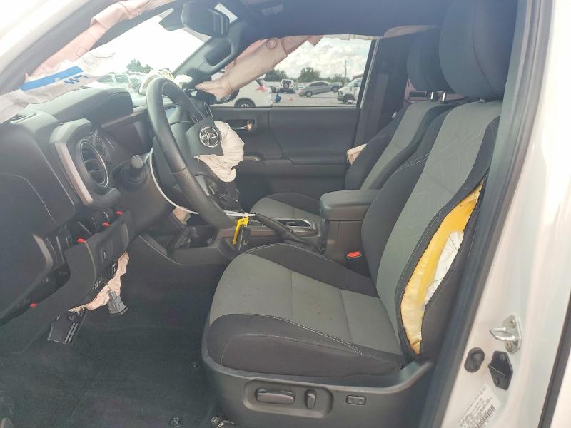 63382126 :رقم المزاد ، 3TYRZ5CN5NT020657 vin ، 2022 Toyota Tacoma مزاد بيع