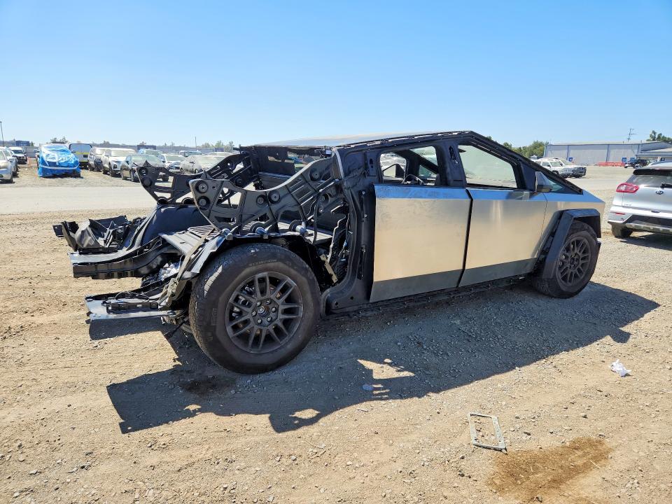 59655506 :رقم المزاد ، 7G2CEHED9RA050977 vin ، 2024 Tesla Cybertruck مزاد بيع