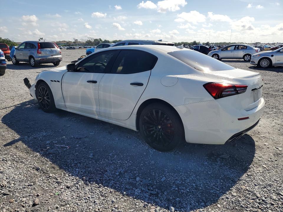 59640046 :رقم المزاد ، ZAM57XSA4N1390713 vin ، 2022 Maserati Ghibli مزاد بيع