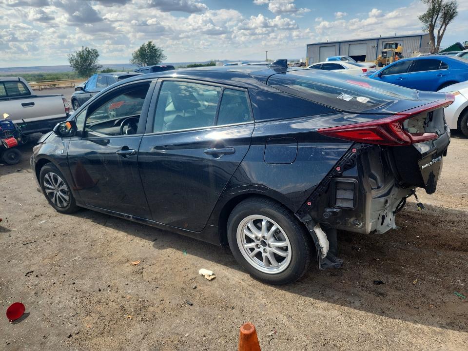 61551186 :رقم المزاد ، JTDKAMFP9N3215657 vin ، 2022 Toyota Prius Prime مزاد بيع