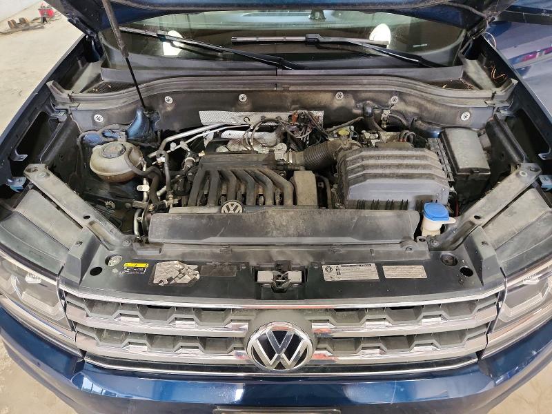 61361666 :رقم المزاد ، 1V2KR2CA1JC581215 vin ، 2018 Volkswagen Atlas مزاد بيع