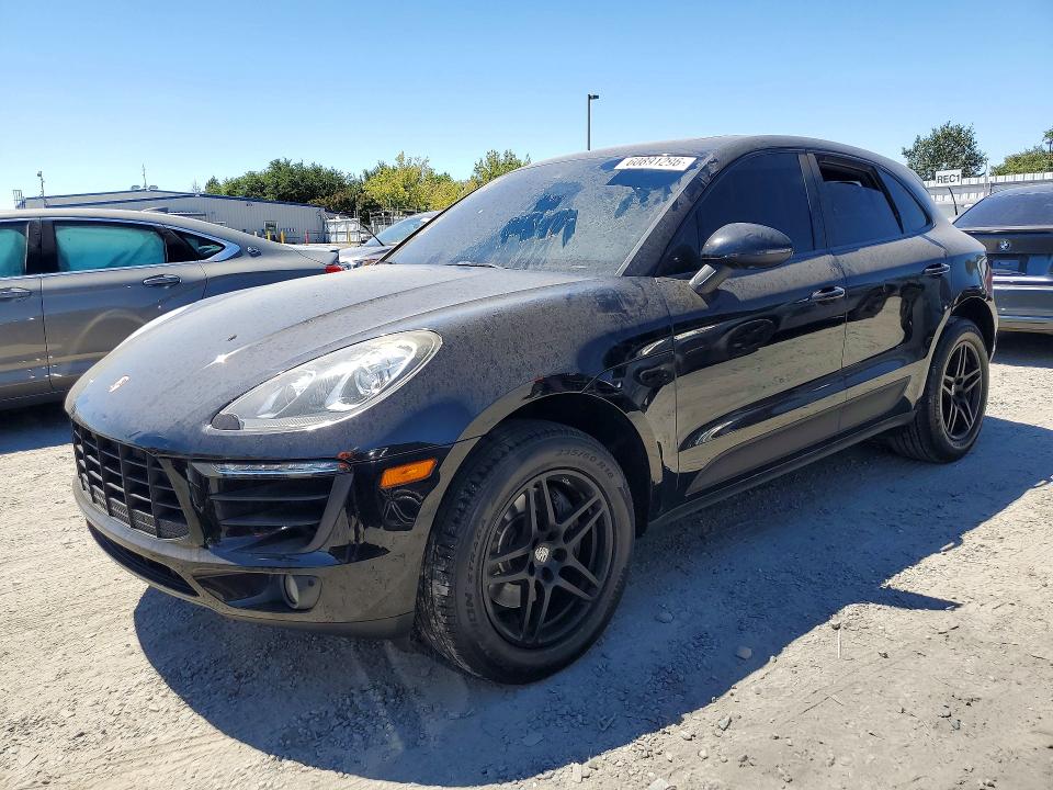60891296 :رقم المزاد ، WP1AA2A52JLB21098 vin ، 2018 Porsche Macan مزاد بيع