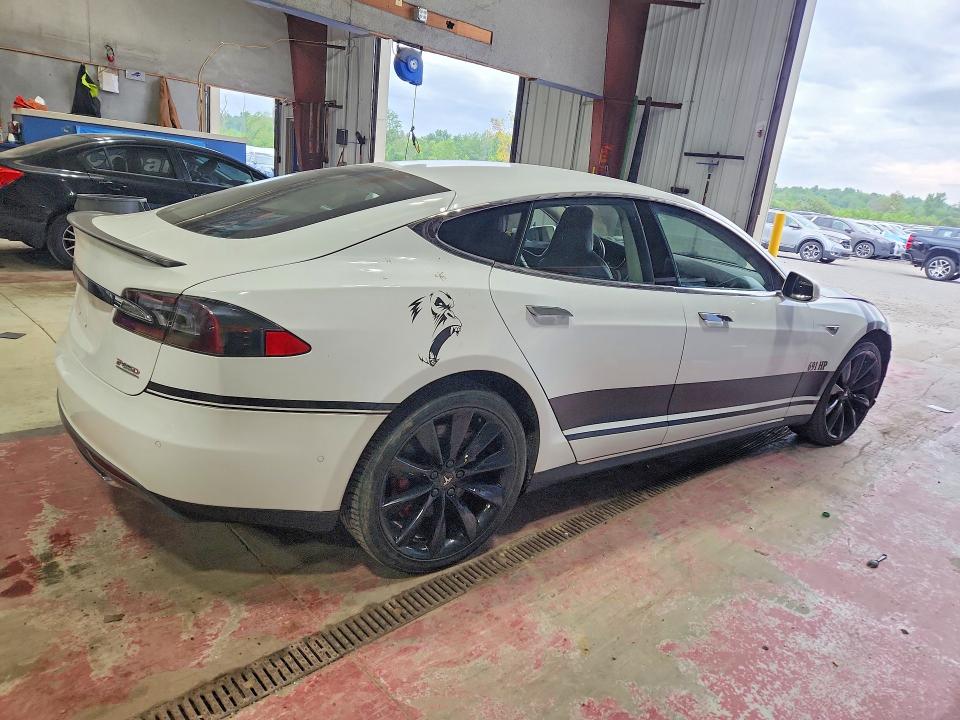 Продажа на аукционе авто 2014 Tesla Model S, vin: 5YJSA1H25EFP64856, номер лота: 61404756