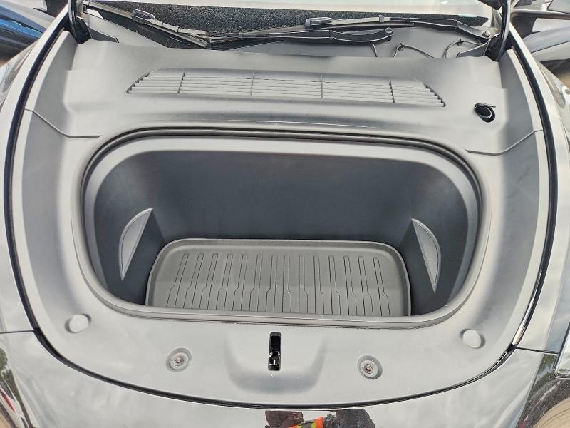 Продаж на аукціоні авто 2025 Tesla Model Y, vin: 7SAYGDEE7SF300927, номер лоту: 60149196