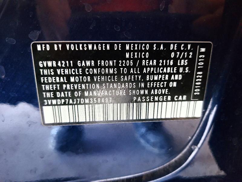 62267976 :رقم المزاد ، 3VWDP7AJ7DM358497 vin ، 2013 Volkswagen Jetta مزاد بيع