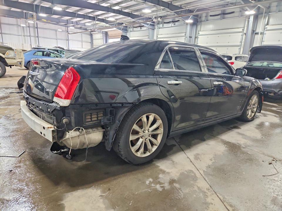 60050386 :رقم المزاد ، 2C3CCARG7JH226760 vin ، 2018 Chrysler 300 مزاد بيع