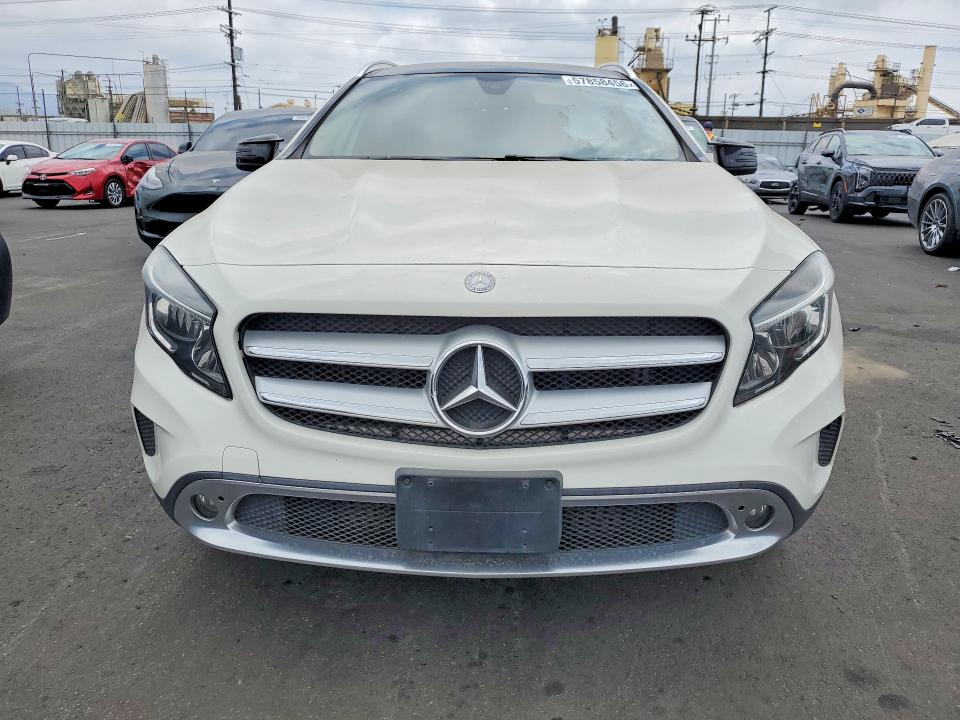 57858456 :رقم المزاد ، WDCTG4GB8GJ225417 vin ، 2016 Mercedes-benz Gla مزاد بيع