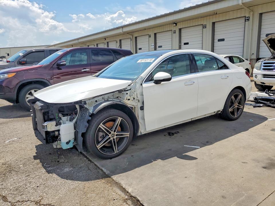 2022 Mercedes-benz A მანქანა იყიდება აუქციონზე, vin: W1K3G4EB7NJ362859, აუქციონის ნომერი: 60153116