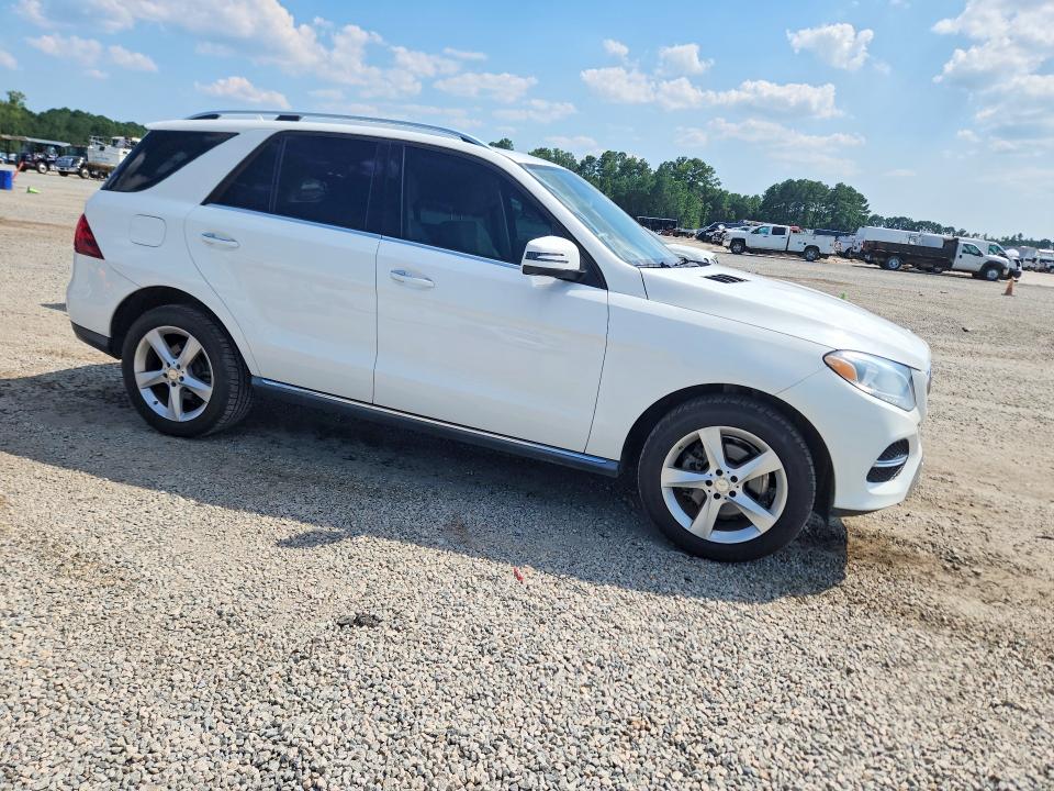63484046 :رقم المزاد ، 4JGDA5HB7JB002525 vin ، 2018 Mercedes-benz Gle مزاد بيع