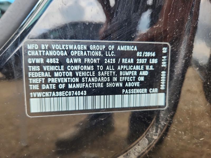 61959666 :رقم المزاد ، 1VWCN7A38EC074043 vin ، 2014 Volkswagen Passat مزاد بيع