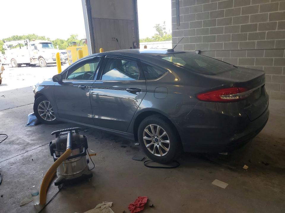 59857926 :رقم المزاد ، 3FA6P0G70HR284059 vin ، 2017 Ford Fusion مزاد بيع