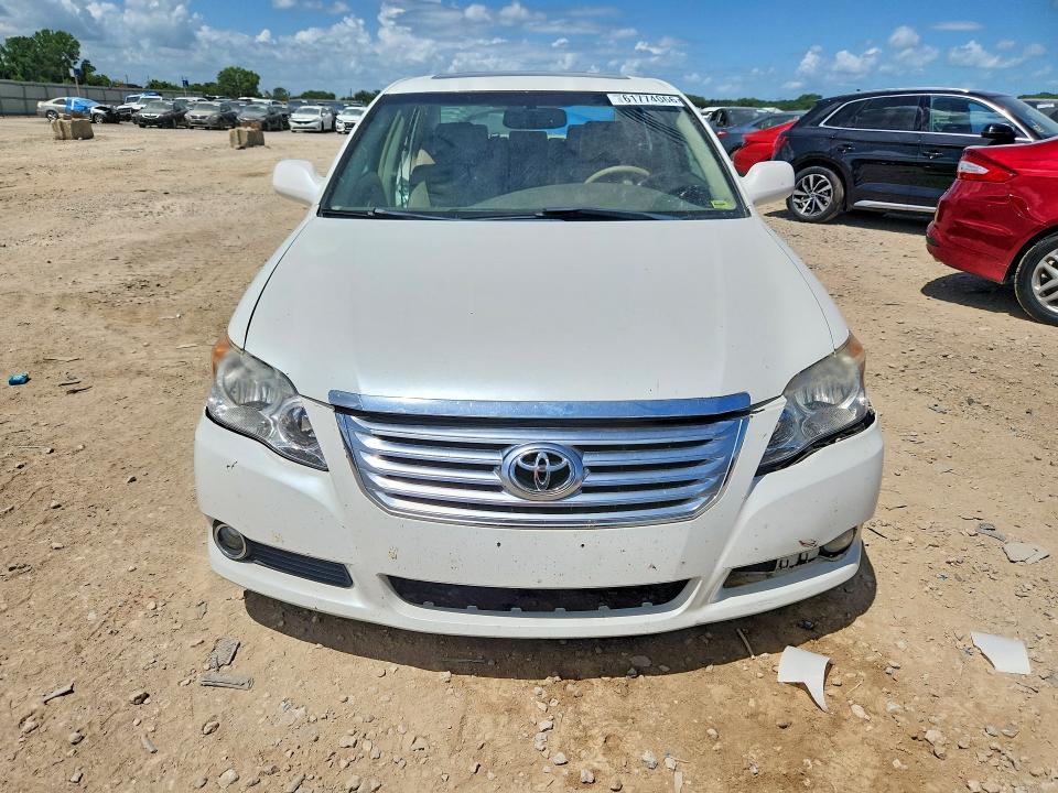61774066 :رقم المزاد ، 4T1BK36B48U314960 vin ، 2008 Toyota Avalon مزاد بيع