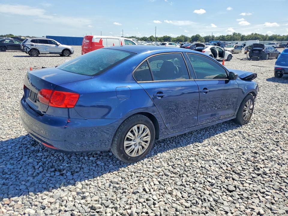 Продажа на аукционе авто 2013 Volkswagen Jetta, vin: 3VW2K7AJ8DM203687, номер лота: 61983996