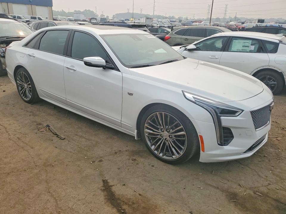 Продажа на аукционе авто 2019 Cadillac Ct6, vin: 1G6KP5R66KU140769, номер лота: 61679436