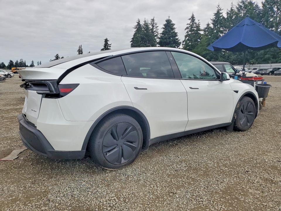 2026 Tesla Model Y მანქანა იყიდება აუქციონზე, vin: 7SAYGDEE5TF334933, აუქციონის ნომერი: 61619706