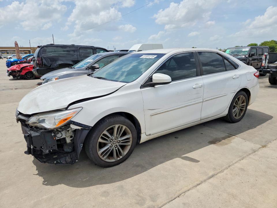 Продаж на аукціоні авто 2015 Toyota Camry, vin: 4T1BF1FK6FU006811, номер лоту: 61061316
