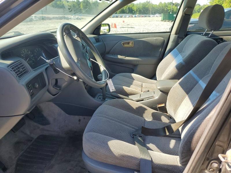 62422336 :رقم المزاد ، 4T1BF28K8YU934755 vin ، 2000 Toyota Camry مزاد بيع