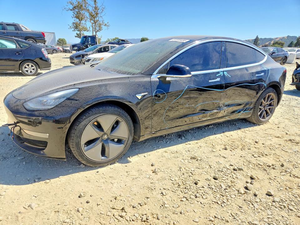 2019 Tesla Model 3 მანქანა იყიდება აუქციონზე, vin: 5YJ3E1EAXKF398392, აუქციონის ნომერი: 61599486