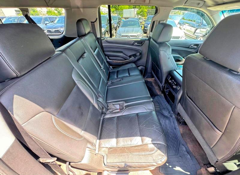 2018 Chevrolet Suburban მანქანა იყიდება აუქციონზე, vin: 1GNSKHKC4JR238205, აუქციონის ნომერი: 62327976