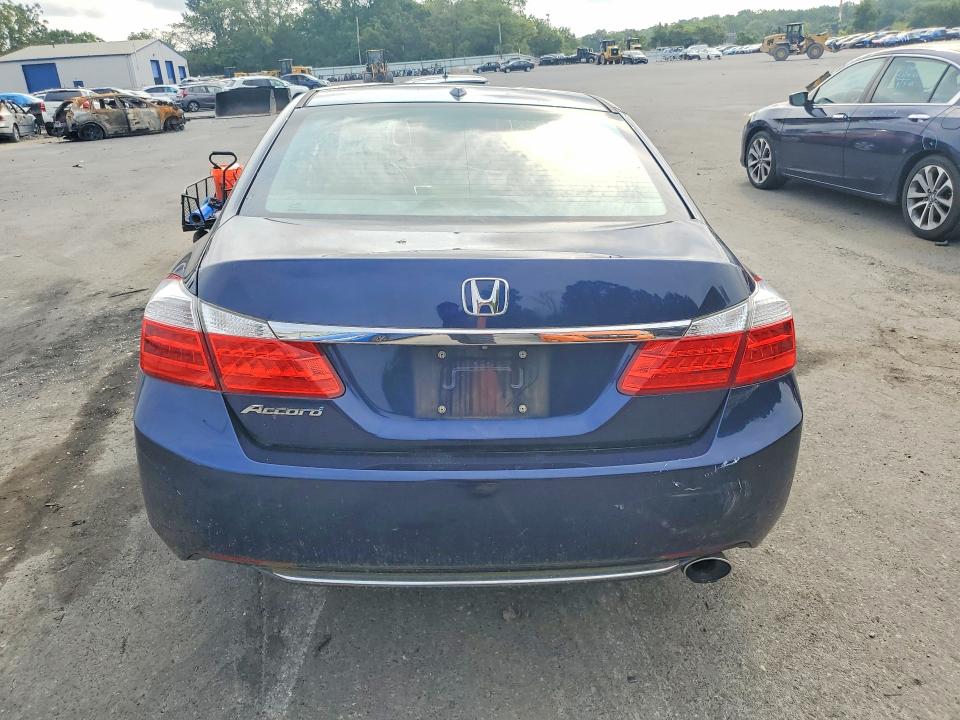 62226216 :رقم المزاد ، 1HGCR2F87EA205202 vin ، 2014 Honda Accord مزاد بيع
