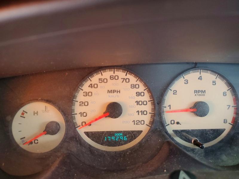 62872826 :رقم المزاد ، 1P3ES46C7YD689631 vin ، 2000 Plymouth Neon مزاد بيع