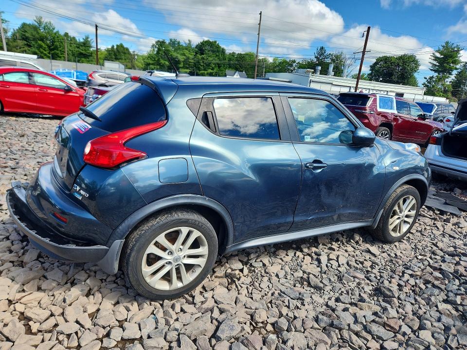 60250976 :رقم المزاد ، JN8AF5MV1DT222836 vin ، 2013 Nissan Juke مزاد بيع