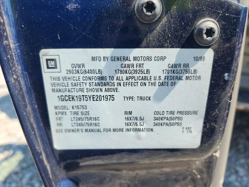 Продаж на аукціоні авто 2000 Chevrolet Silverado, vin: 1GCEK19T5YE201975, номер лоту: 61083956