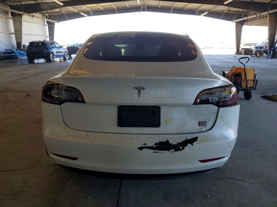 61613176 :رقم المزاد ، 5YJ3E1EA7MF862564 vin ، 2021 Tesla Model 3 مزاد بيع