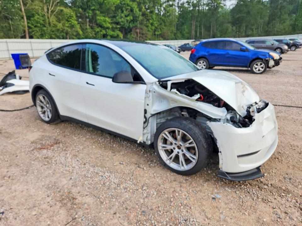 Продажа на аукционе авто 2020 Tesla Model Y, vin: 5YJYGDEE0LF019647, номер лота: 59353936