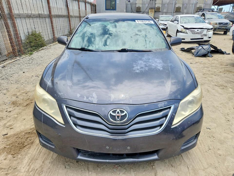 61963176 :رقم المزاد ، 4T1BK3EK2AU107524 vin ، 2010 Toyota Camry مزاد بيع