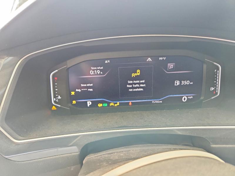 61343706 :رقم المزاد ، 3VV2B7AXXLM137621 vin ، 2020 Volkswagen Tiguan مزاد بيع