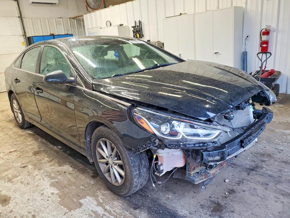 62634926 :رقم المزاد ، 5NPE24AF4KH808870 vin ، 2019 Hyundai Sonata مزاد بيع