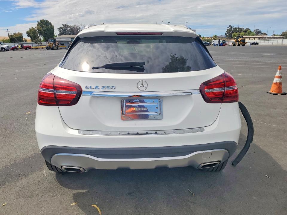 2020 Mercedes-benz Gla მანქანა იყიდება აუქციონზე, vin: W1NTG4EB1LU031063, აუქციონის ნომერი: 61629346