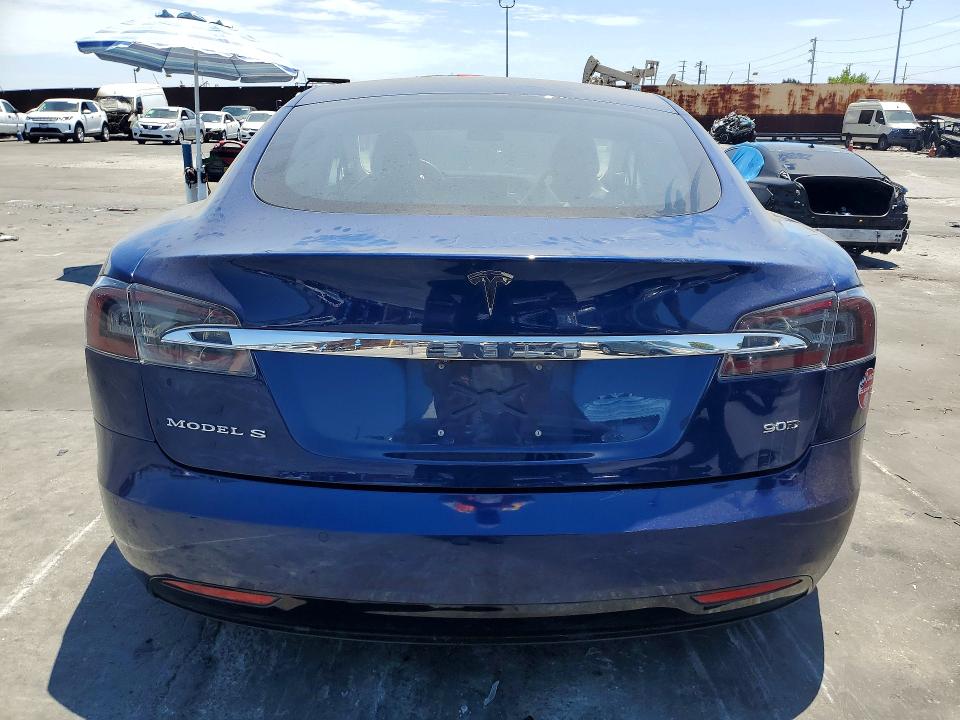 Продажа на аукционе авто 2017 Tesla Model S, vin: 5YJSA1E22HF187566, номер лота: 61769146