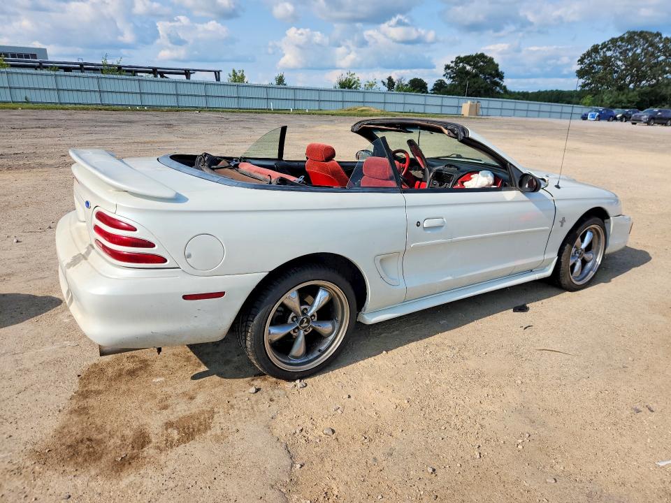 1995 Ford Mustang მანქანა იყიდება აუქციონზე, vin: 1FALP4443SF192968, აუქციონის ნომერი: 61971446