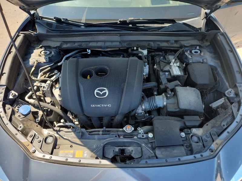 62443876 :رقم المزاد ، 3MVDMBDMXMM221251 vin ، 2021 Mazda Cx-30 مزاد بيع