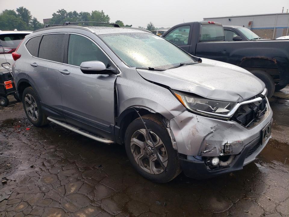 61558906 :رقم المزاد ، 5J6RW2H82HL057607 vin ، 2017 Honda Cr-v مزاد بيع