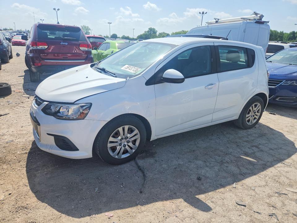 59137136 :رقم المزاد ، 1G1JG6SH1H4143221 vin ، 2017 Chevrolet Sonic مزاد بيع
