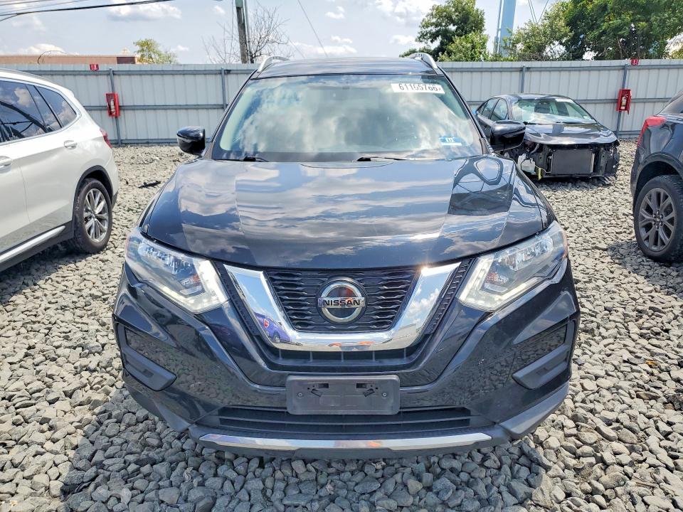 61165766 :رقم المزاد ، KNMAT2MVXJP621963 vin ، 2018 Nissan Rogue مزاد بيع