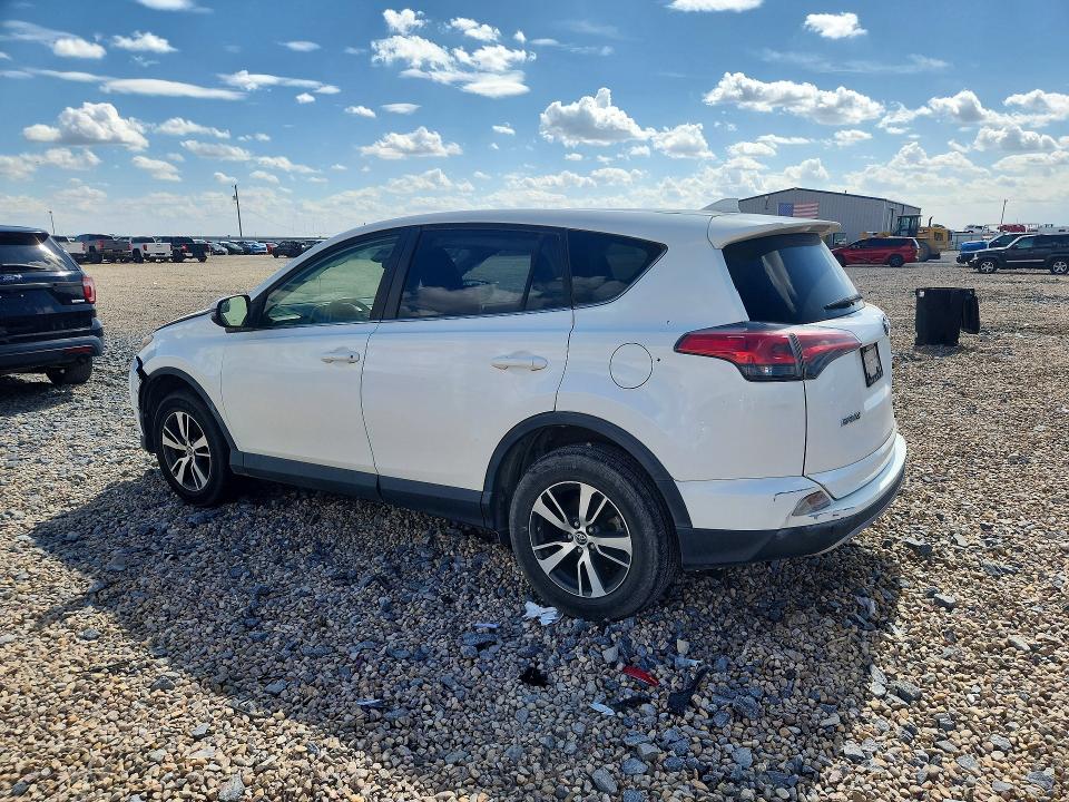 61715116 :رقم المزاد ، JTMWFREV5JJ742844 vin ، 2018 Toyota Rav4 مزاد بيع