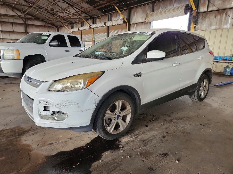 2015 Ford Escape მანქანა იყიდება აუქციონზე, vin: 1FMCU0G71FUA92673, აუქციონის ნომერი: 62070636