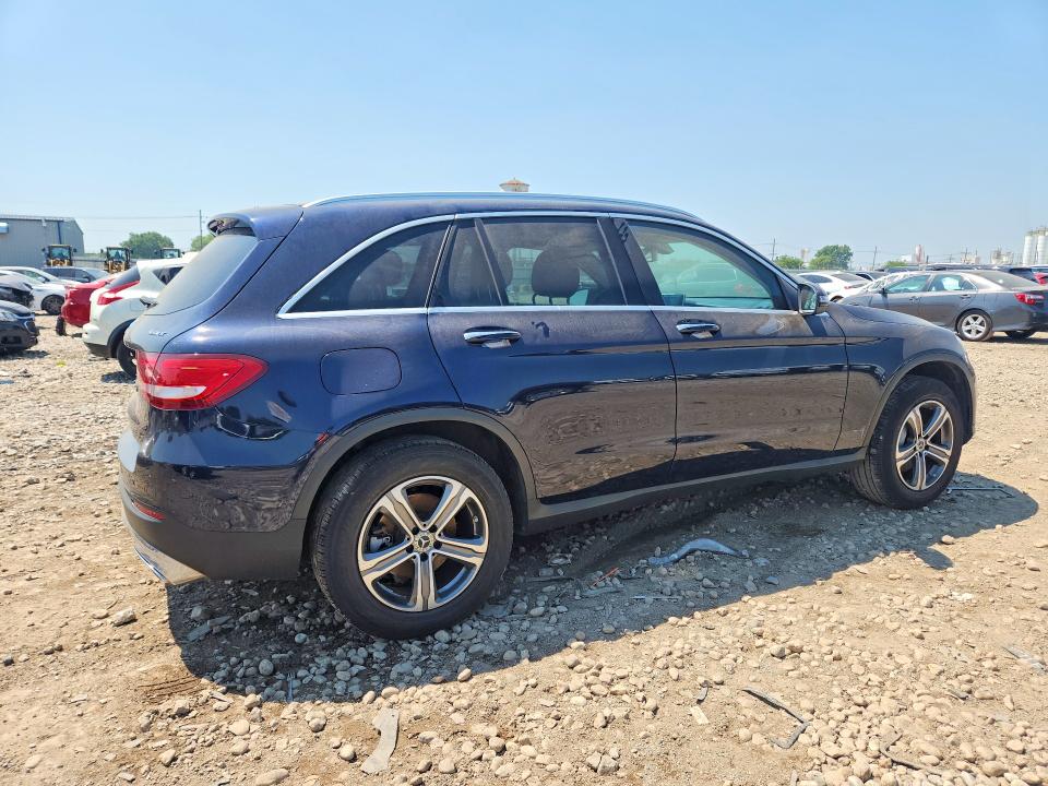 60850986 :رقم المزاد ، WDC0G4KBXHV007435 vin ، 2017 Mercedes-benz Glc مزاد بيع