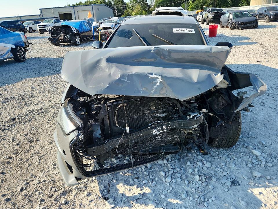 62967166 :رقم المزاد ، WAUG3AFC7JN057553 vin ، 2018 Audi A6 مزاد بيع
